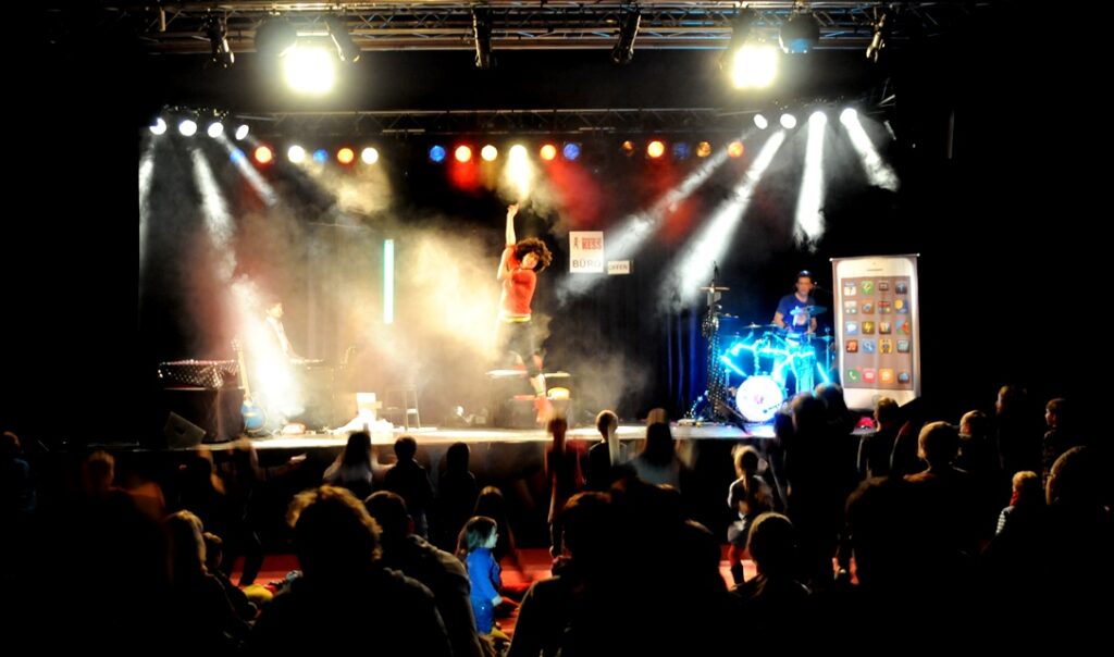 Musik für Kinder rockt Kinderprogramm Kindermusical Abenteuer mit KESS